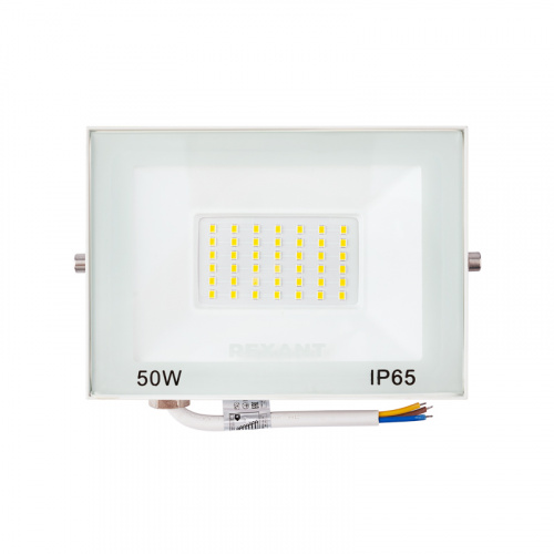 Прожектор светодиодный СДО 50Вт 4000Лм 2700K тёплый свет белый корпус REXANT (1/20) (605-035)