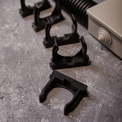 Крепеж-клипса REXANT для монтажного пистолета Ø 40 мм, черная (25 шт/уп) (1/36) (28-0440-2) фото 6