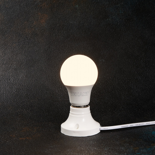 Лампа светодиодная REXANT Груша A60 9,5 Вт E27 903 лм 2700 K теплый свет (1/10/100) (604-001) фото 2