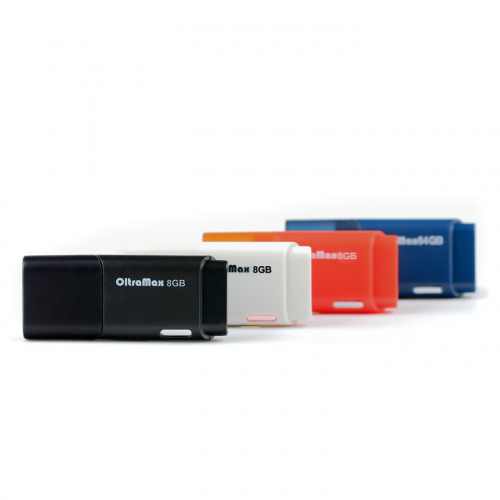 Флеш-накопитель USB  8GB  OltraMax  240  красный (OM-8GB-240-Red) фото 3