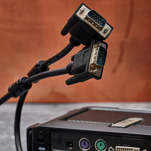 Шнур VGA - VGA с ферритами, 1,8м, черный PROconnect (10/100) (17-5503-6) фото 4